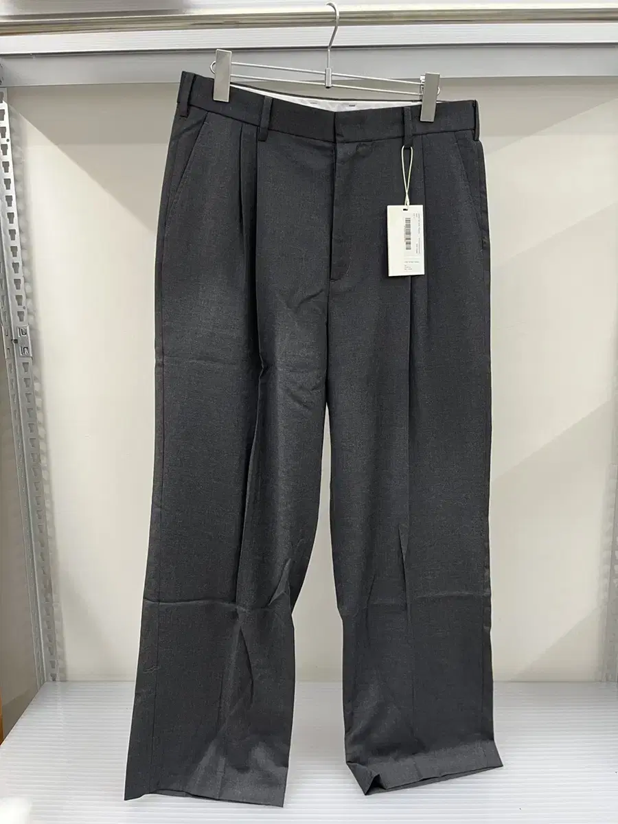 마티스더큐레이터 - Lower Tap Wide Trouser(grey)